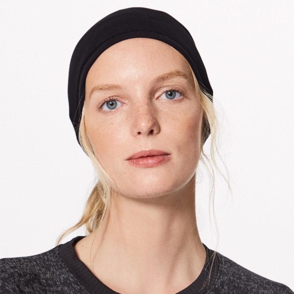 NWT BLACK LULULEMON RUN IT OUT TOQUE - - One Size - Picture 6 of 8